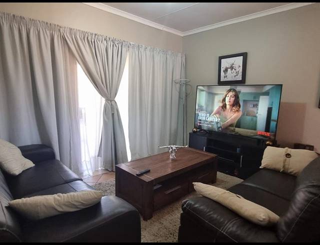 2 BEDROOM PROPERTY TO RENT IN OLYMPUS AH